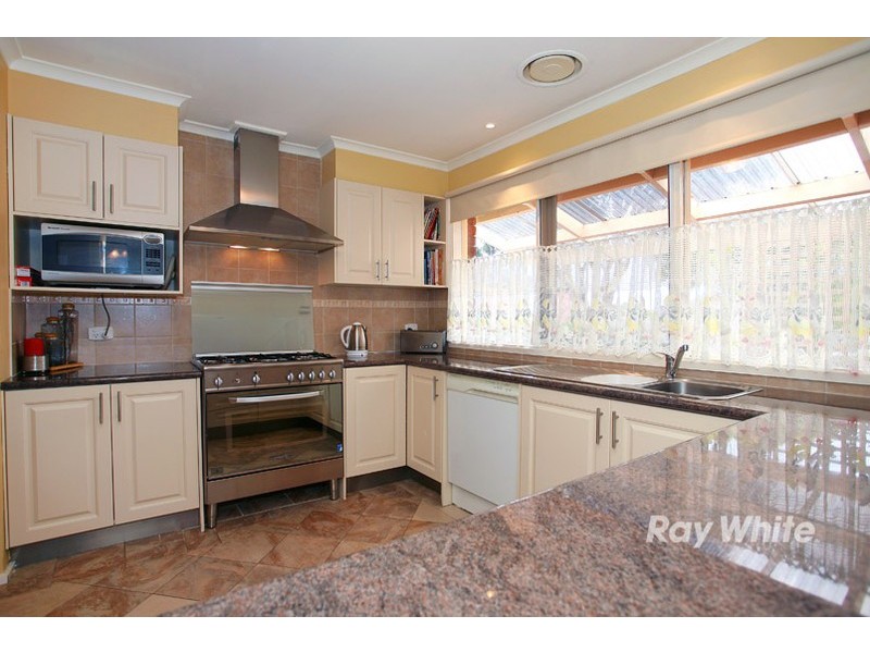 118 Argyle Way, Wantirna South VIC 3152