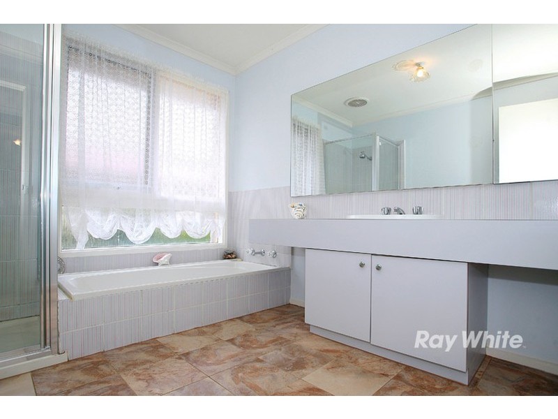 118 Argyle Way, Wantirna South VIC 3152