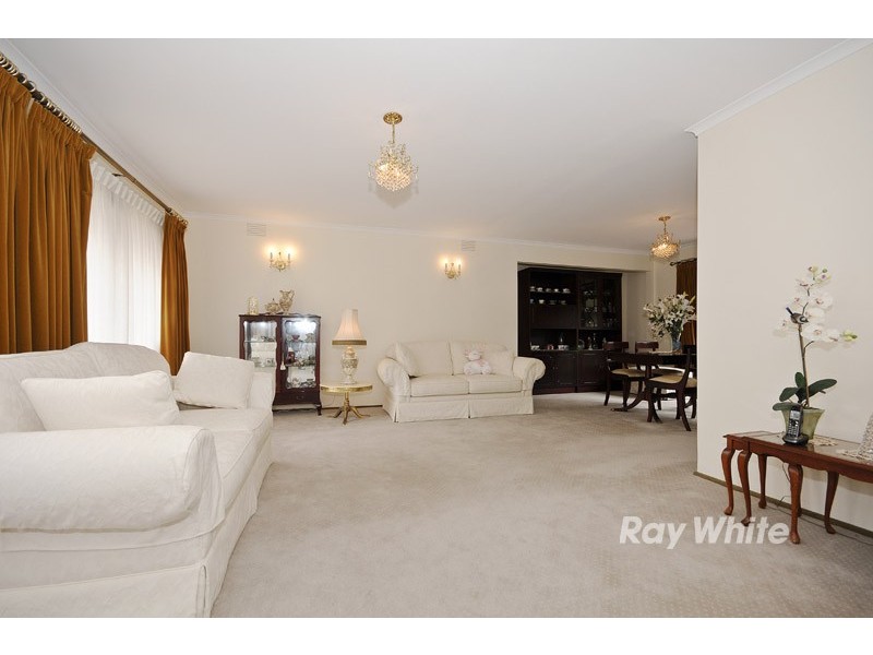 68 Mowbray Drive, Wantirna South VIC 3152