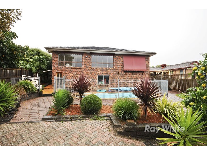 61 Kumala Road, Bayswater VIC 3153