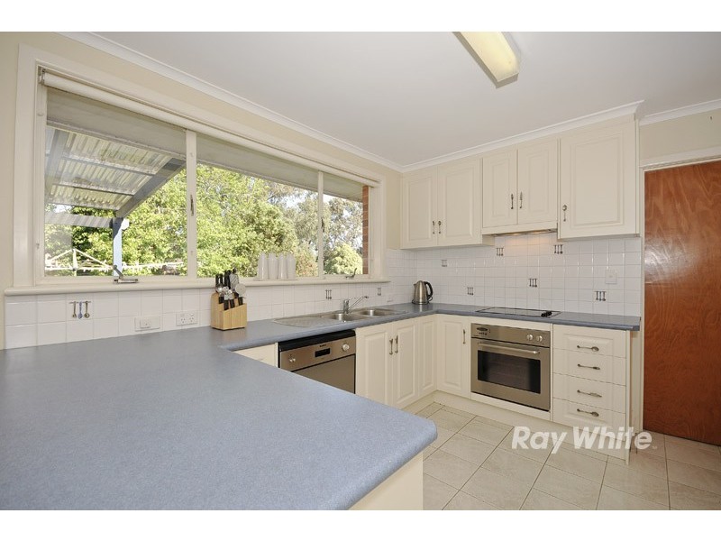 9 Queenstown Road, Boronia VIC 3155