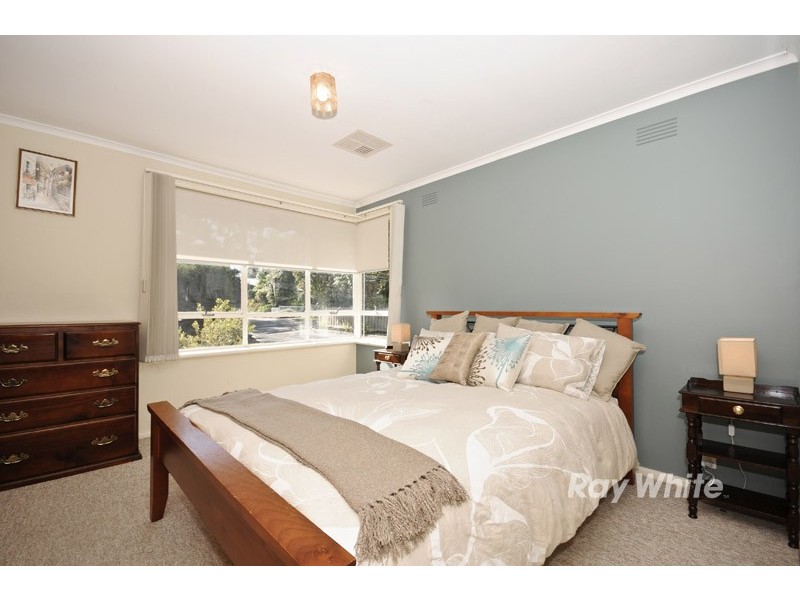 9 Queenstown Road, Boronia VIC 3155