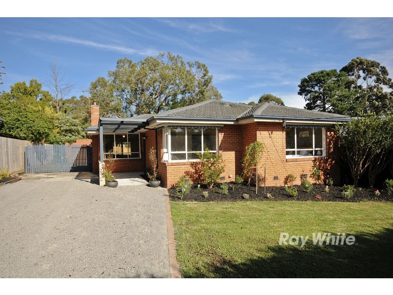 9 Queenstown Road, Boronia VIC 3155