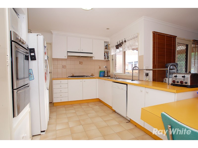 25 Harmsworth Avenue, Wantirna VIC 3152