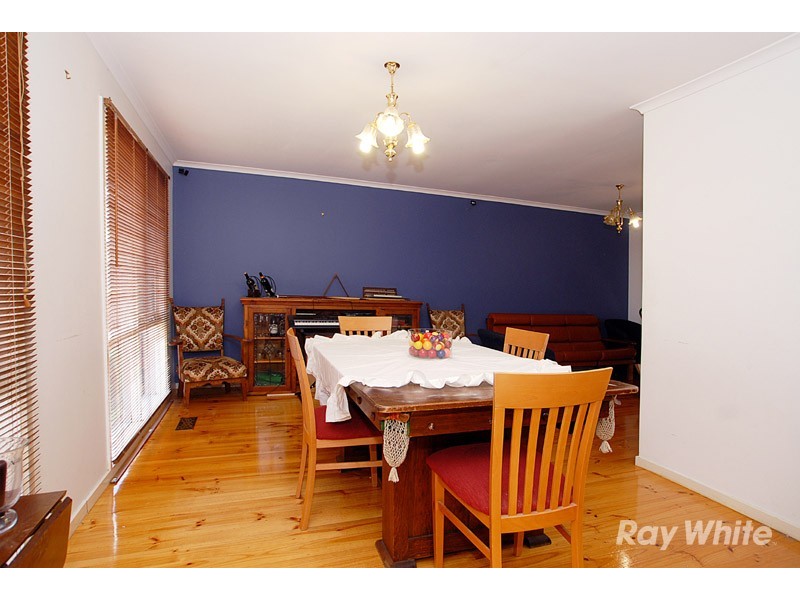 25 Harmsworth Avenue, Wantirna VIC 3152