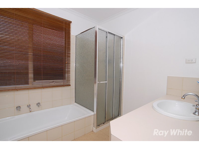 25 Harmsworth Avenue, Wantirna VIC 3152