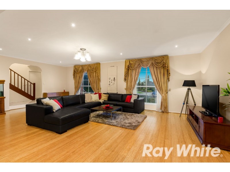 12 Leo Close, Wantirna South VIC 3152