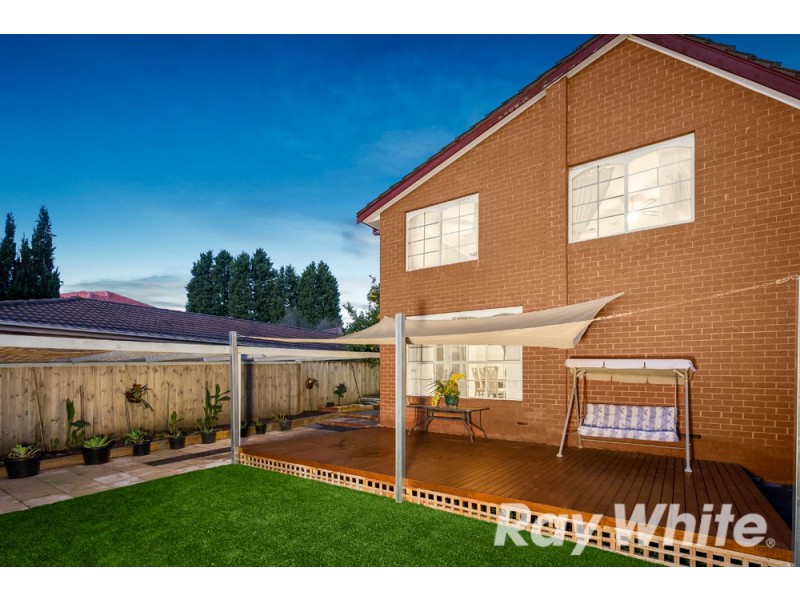 12 Leo Close, Wantirna South VIC 3152