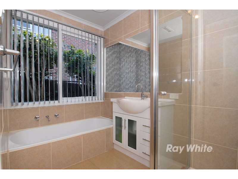 32 Jessica Close, Wantirna South VIC 3152