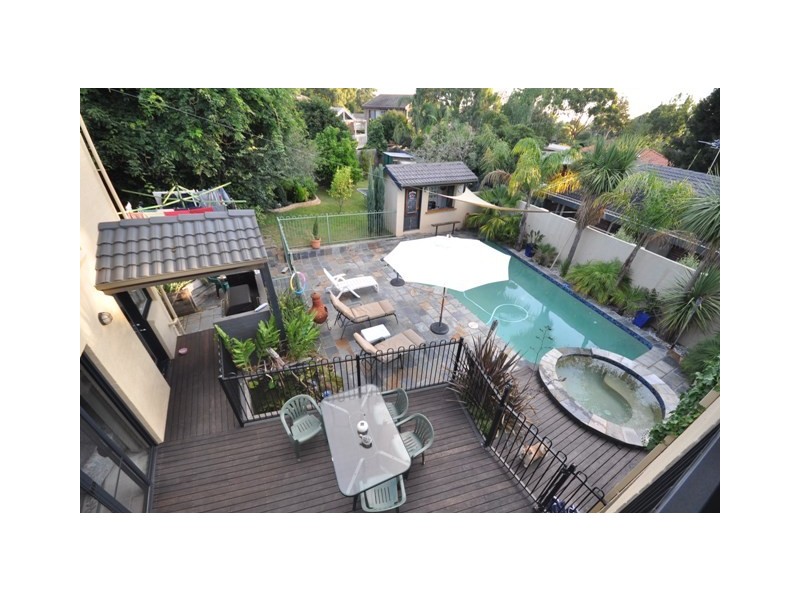 10 Barrington Court, Wantirna VIC 3152