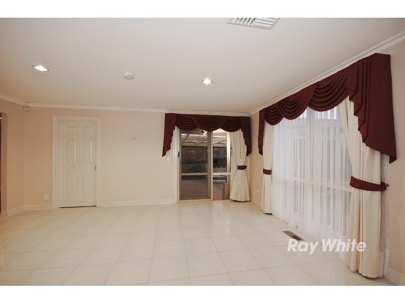 1 Mourik Court, Wantirna VIC 3152