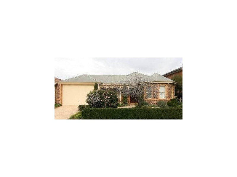 4 Blossom Grove, Knoxfield VIC 3180