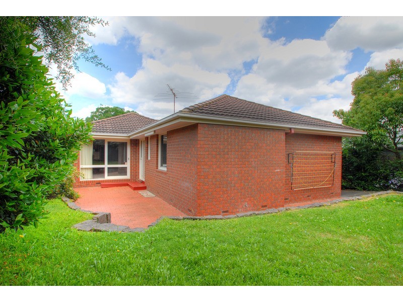 10 Wondalea Crescent, Wantirna VIC 3152