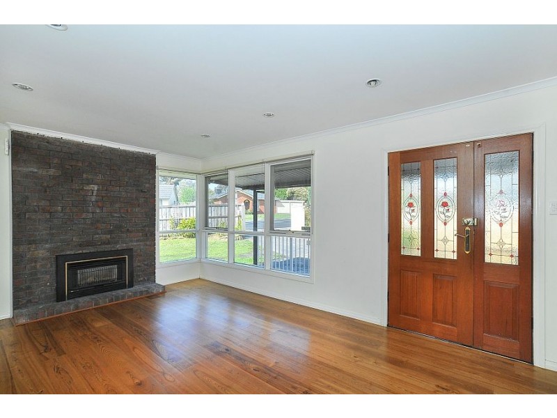 28 Lewis Road, Wantirna South VIC 3152