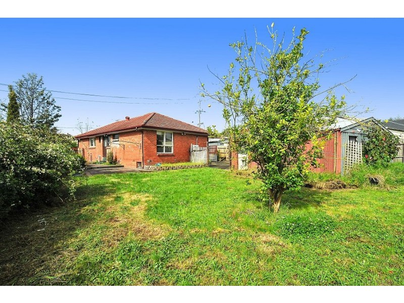 28 Lewis Road, Wantirna South VIC 3152