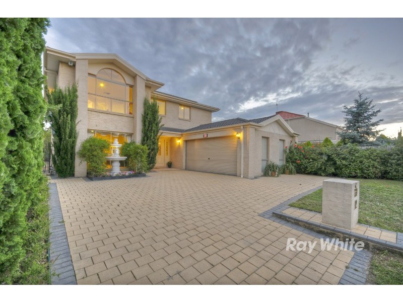 62 Mosman Close, Wantirna South VIC 3152