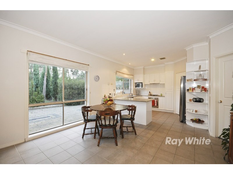 62 Mosman Close, Wantirna South VIC 3152