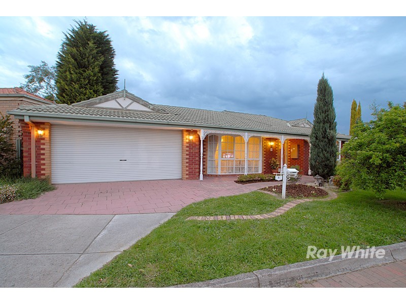 2 Blossom Grove, Knoxfield VIC 3180