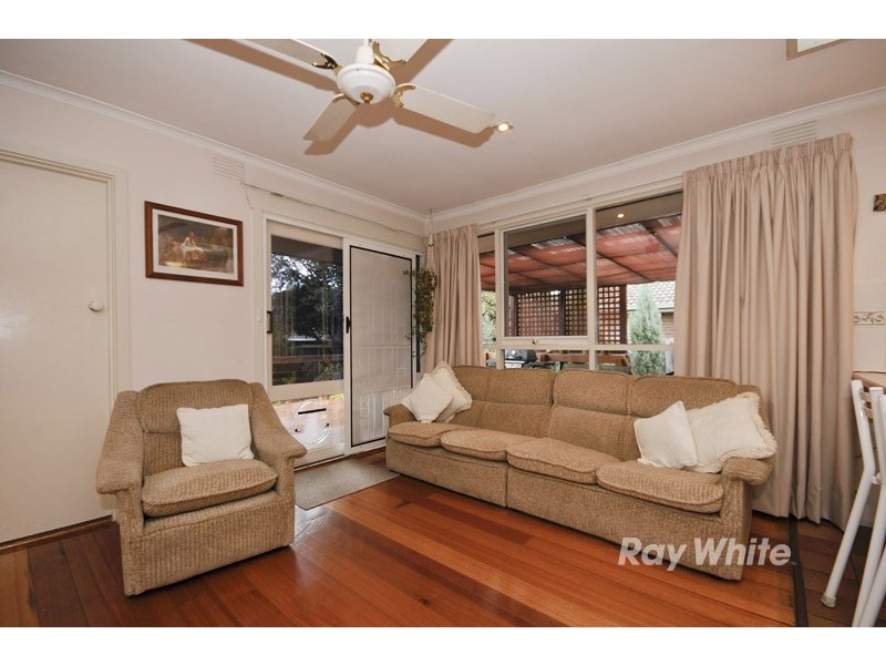 55 Brentwood Drive, Wantirna VIC 3152