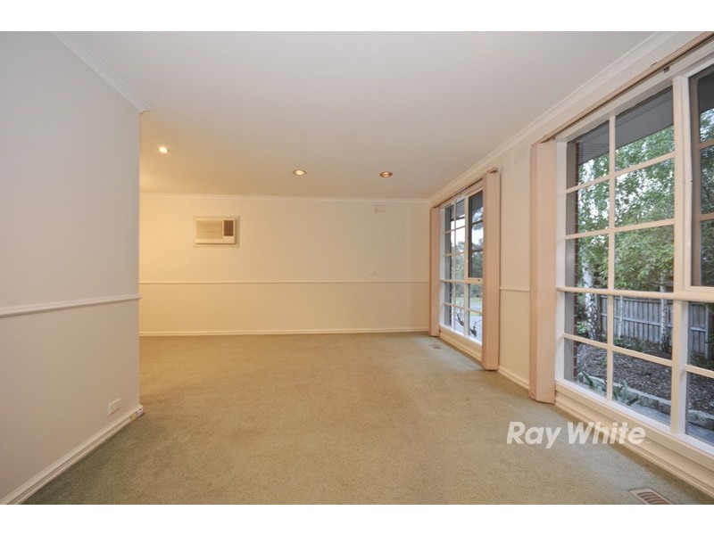 7 Attenborough Square, Wantirna VIC 3152