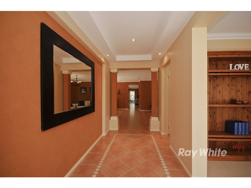 42 Amersham Drive, Wantirna VIC 3152