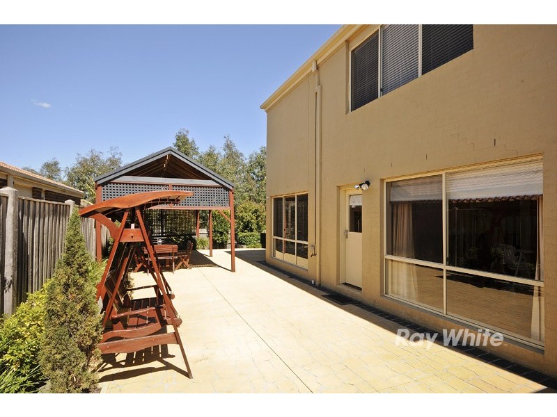 42 Amersham Drive, Wantirna VIC 3152