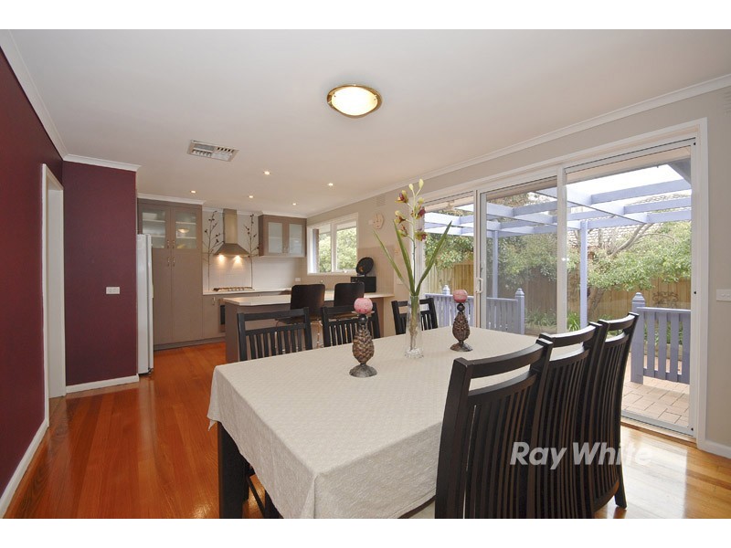 67 Chartwell Drive, Wantirna VIC 3152