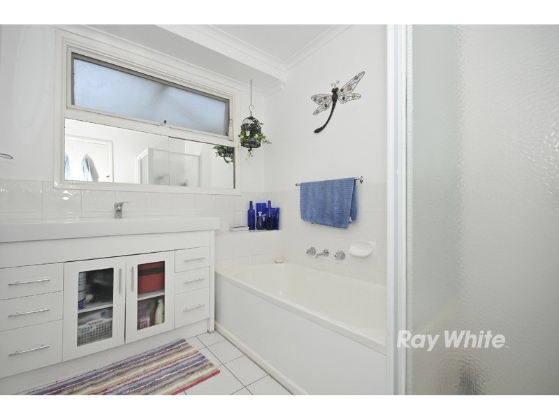 11 Alderford Drive, Wantirna VIC 3152