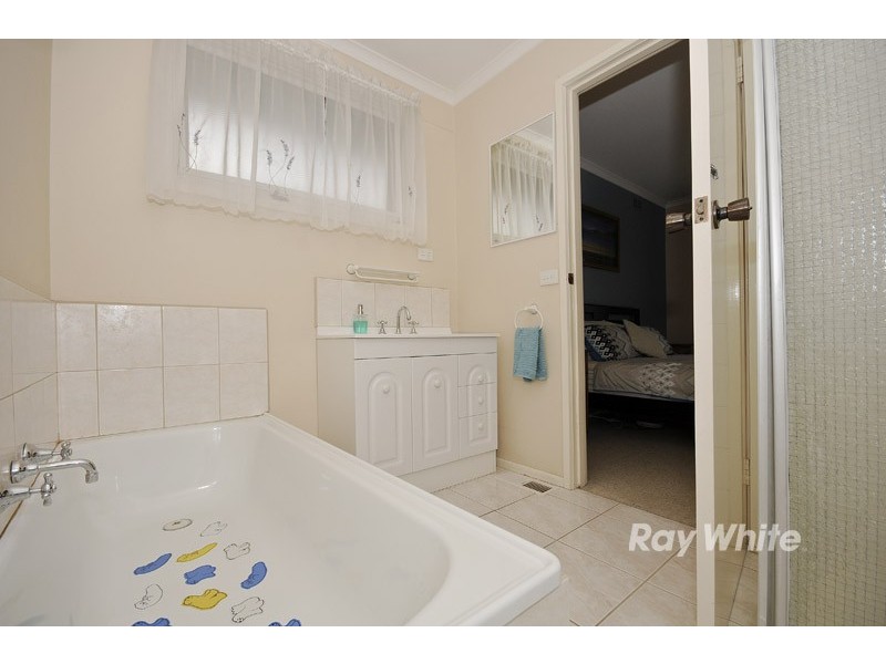 22 Birkenhead Avenue, Wantirna VIC 3152