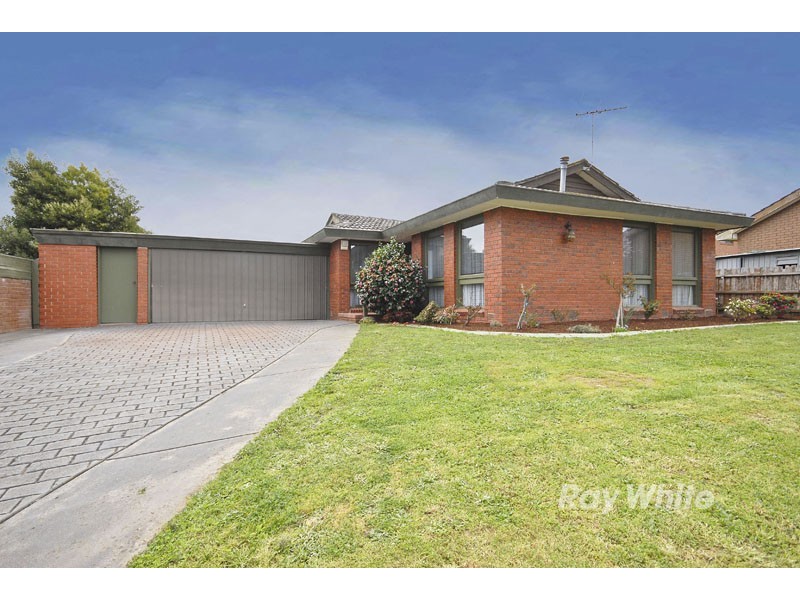 12 Mowbray Drive, Wantirna South VIC 3152