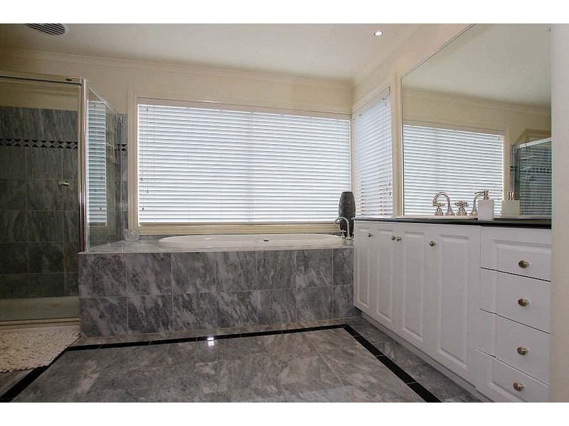 Wantirna South VIC 3152