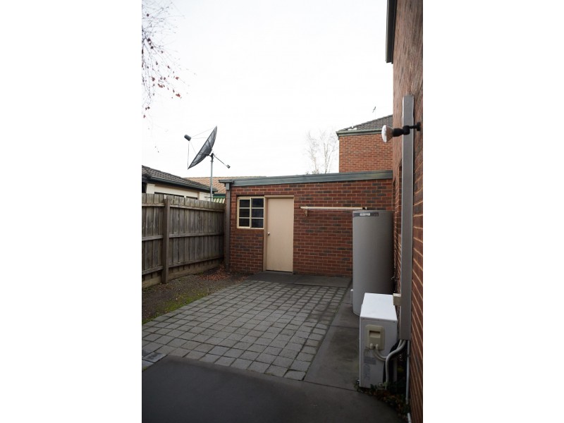 9/20 Kensington Place, Wantirna South VIC 3152