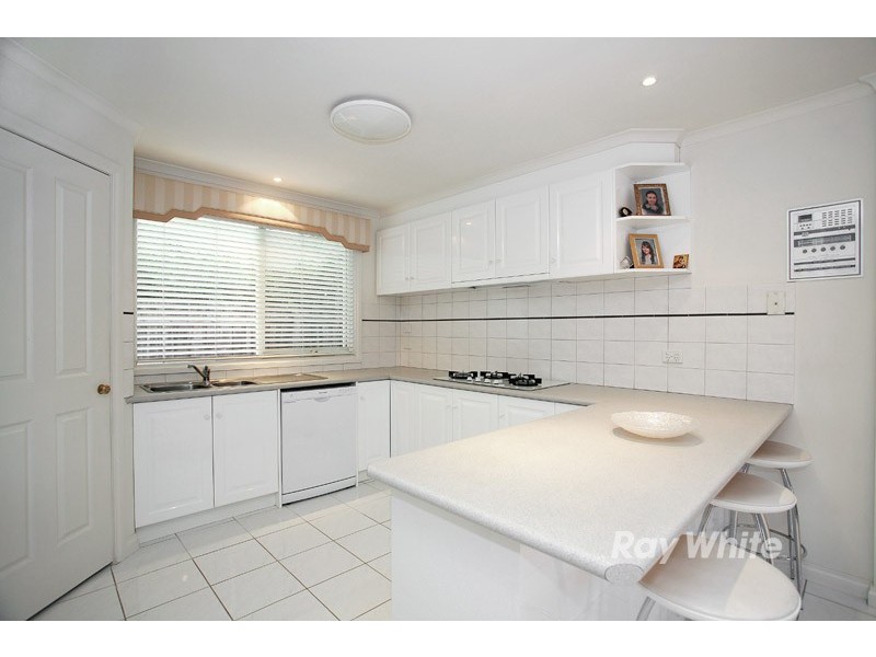 32 Tresise Avenue, Wantirna South VIC 3152