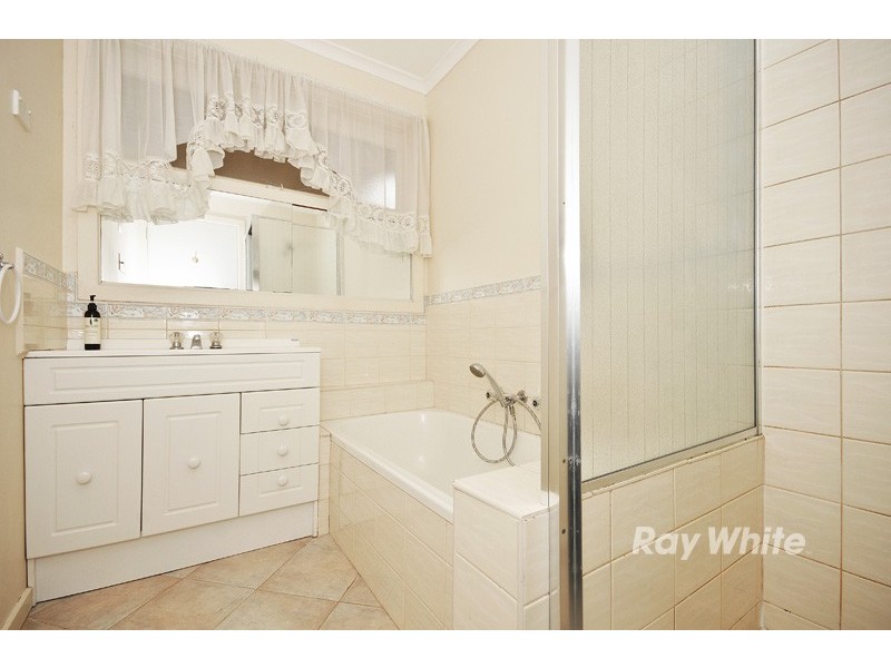 41 Mowbray Drive, Wantirna South VIC 3152