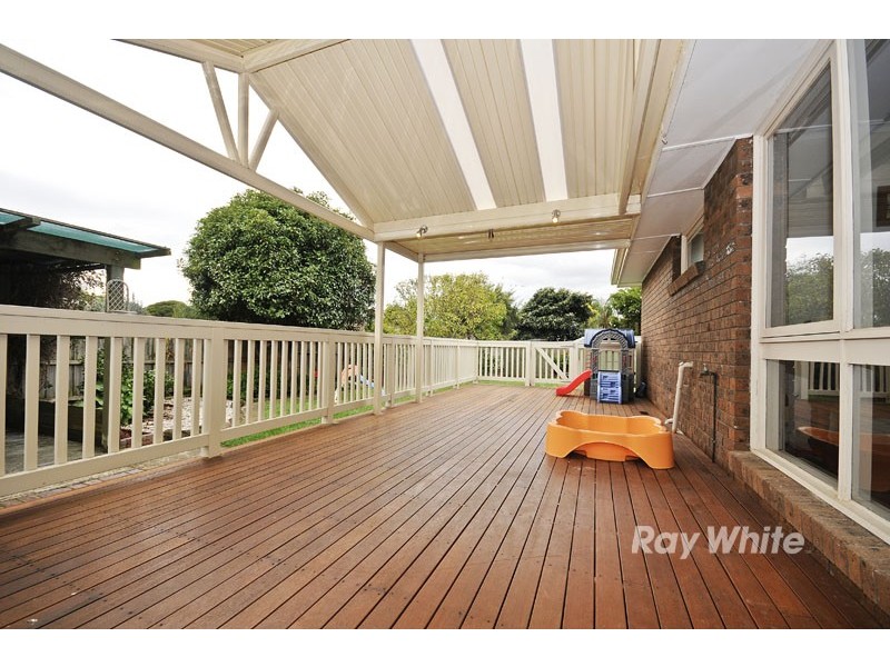 41 Mowbray Drive, Wantirna South VIC 3152