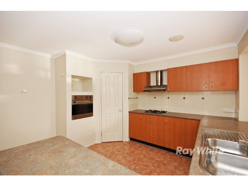 4 Noel Court, Wantirna South VIC 3152