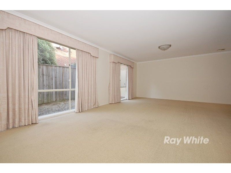 4 Noel Court, Wantirna South VIC 3152