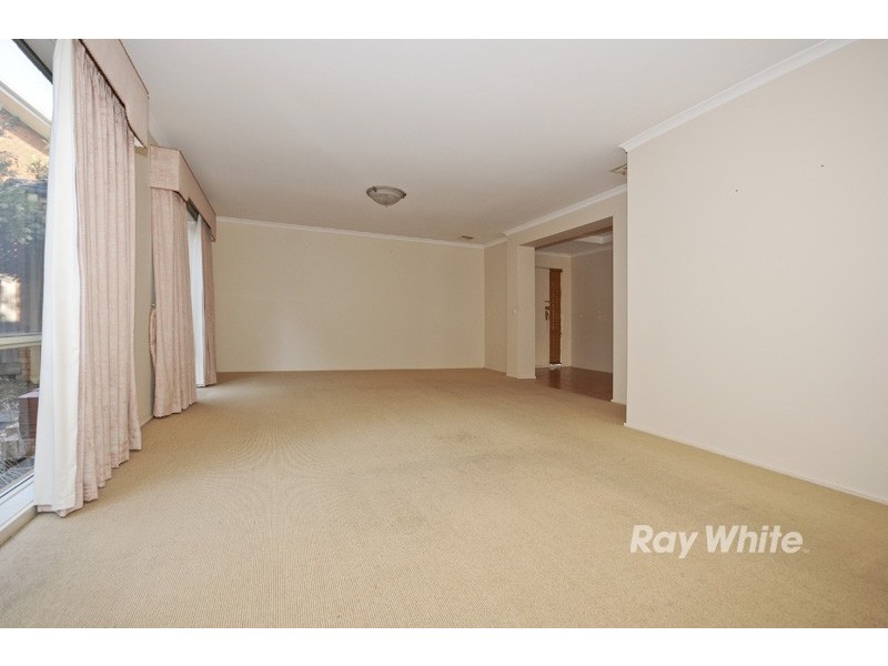 4 Noel Court, Wantirna South VIC 3152