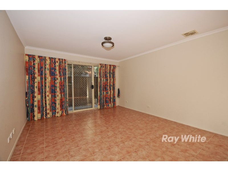 4 Noel Court, Wantirna South VIC 3152