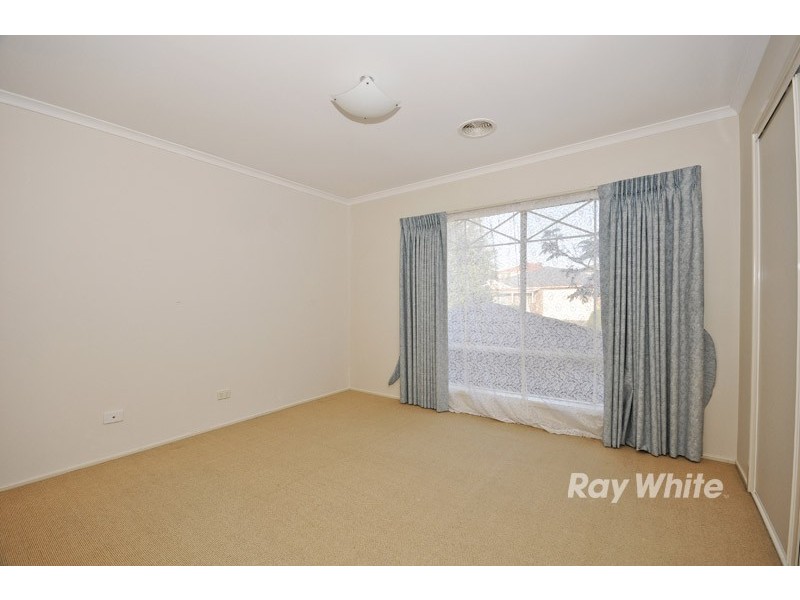 4 Noel Court, Wantirna South VIC 3152