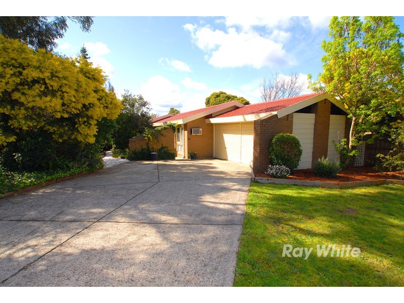 49 Birchfield Crescent, Wantirna VIC 3152