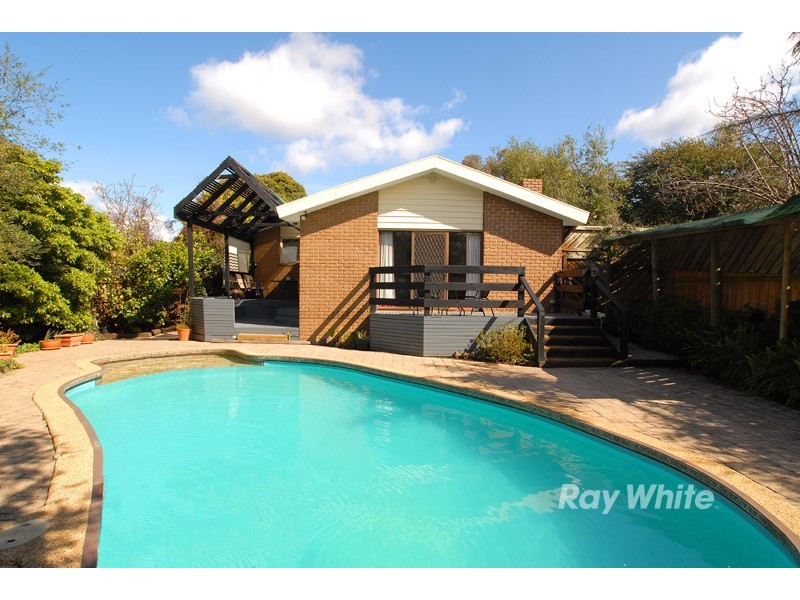 49 Birchfield Crescent, Wantirna VIC 3152