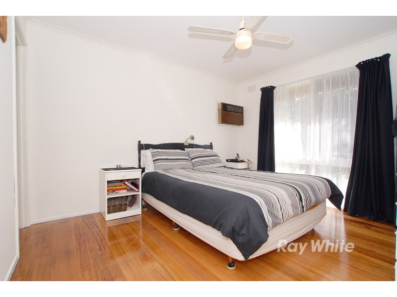 49 Birchfield Crescent, Wantirna VIC 3152