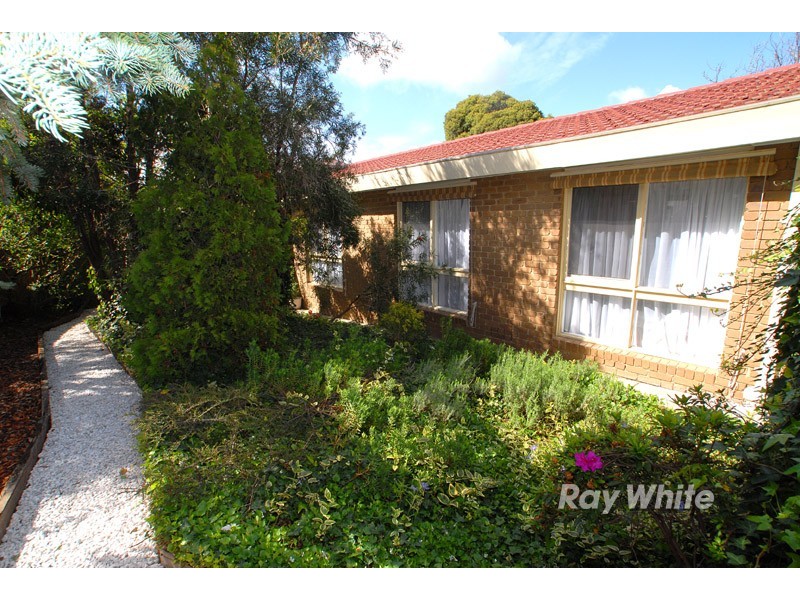 49 Birchfield Crescent, Wantirna VIC 3152