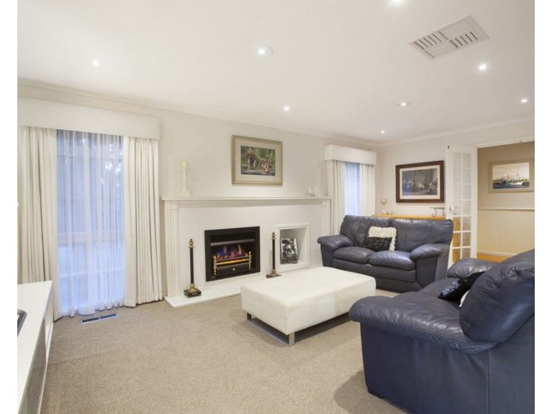 66 Raheen Avenue, Wantirna VIC 3152