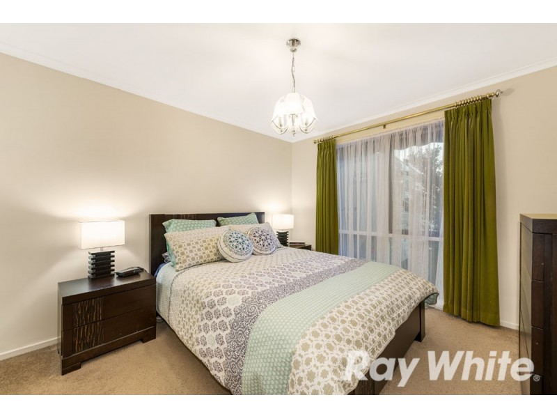 11 Endeavour Place, Wantirna South VIC 3152