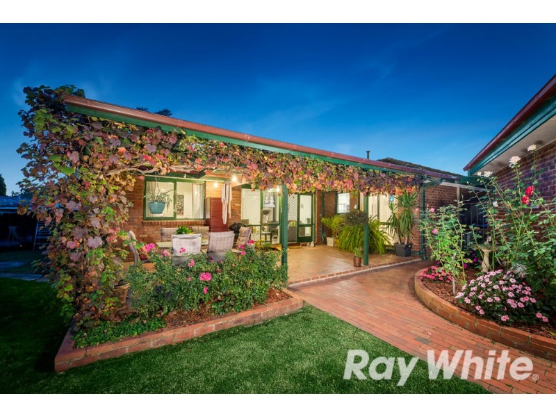 11 Endeavour Place, Wantirna South VIC 3152