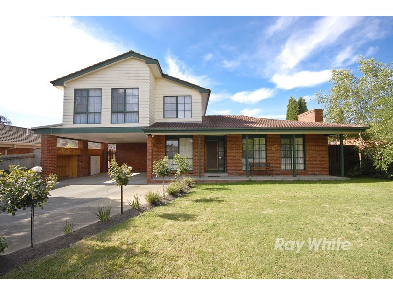4 Reita Avenue, Wantirna South VIC 3152