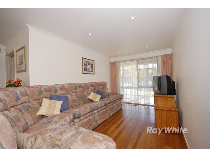 4 Reita Avenue, Wantirna South VIC 3152