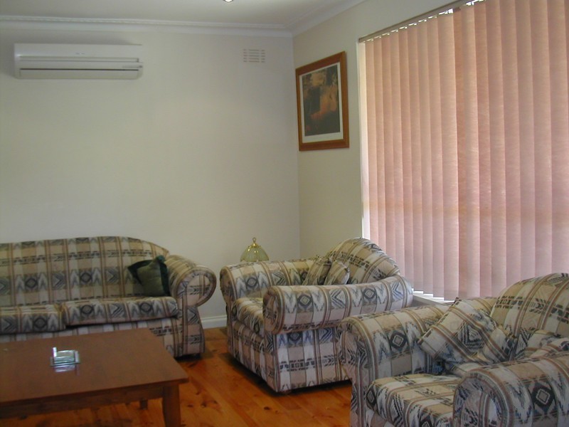 402 Boronia Road, Boronia VIC 3155